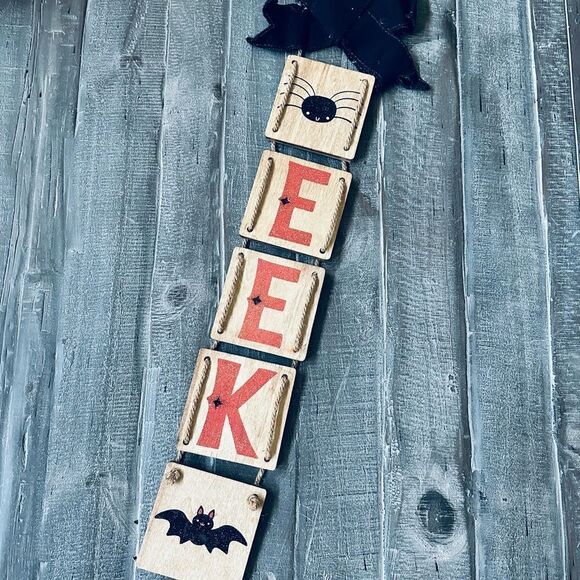 Reversible Halloween Boo / Eek Farmhouse Wall Hanging Bat Pumpkin Decor Sign - Picture 2 of 3